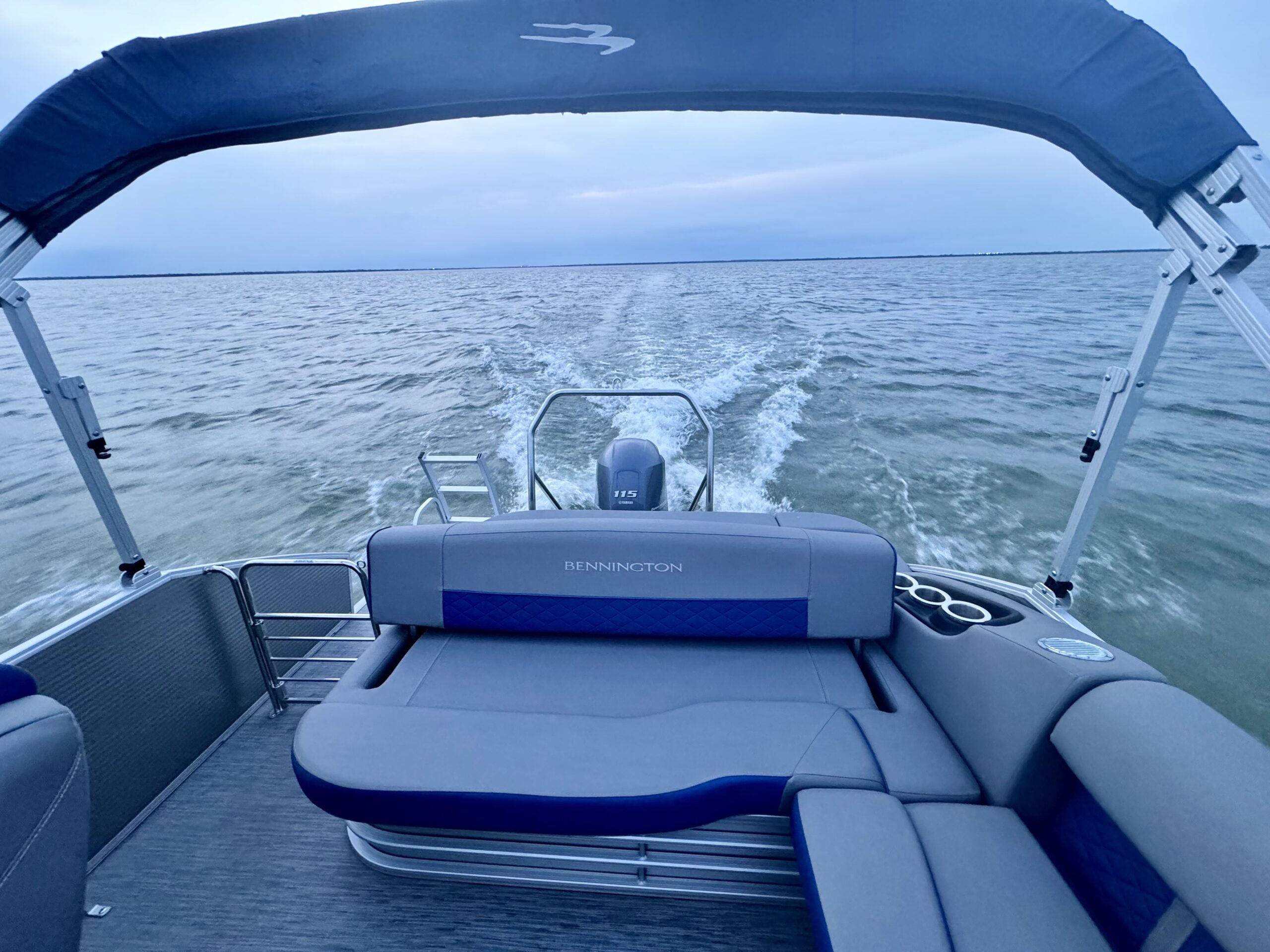 2023 Bennington Pontoon