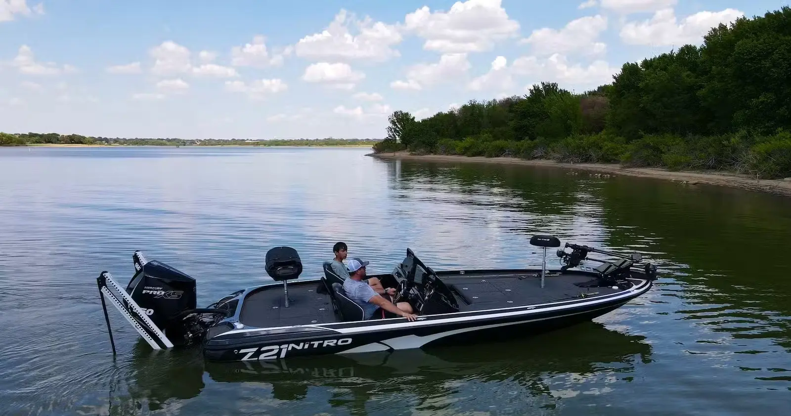 Nitro Z21 Pro Bass Boat